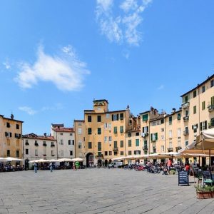 lucca 1097366 1280 1
